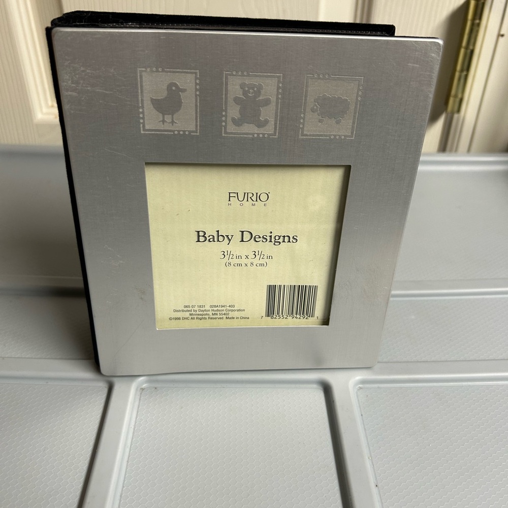 FURIO HOME BABY PHOTO ALBUM HOLDS 4” x 6” photos
